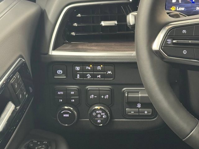 New 2026 Chevrolet Tahoe Z71 w/ Comfort Package AWD/4WD image 14