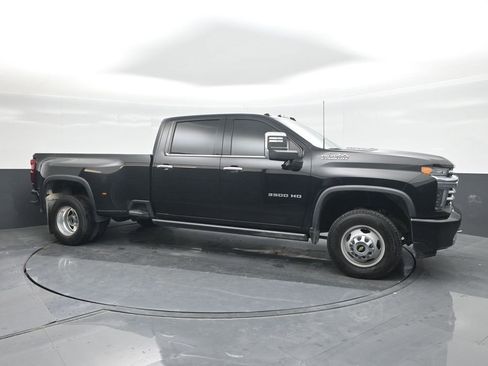 Used 2023 Chevrolet Silverado 3500 High Country image 11