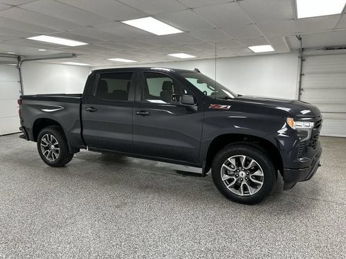Used 2024 Chevrolet Silverado 1500 RST AWD/4WD image 2