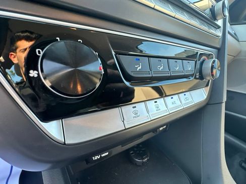Used 2018 Hyundai Sonata SE w/ Cargo Package FWD image 28