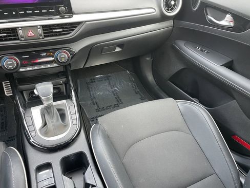 Certified 2024 Kia Forte GT-Line w/ GT-Line Premium Package FWD image 17