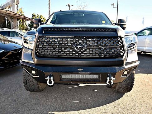 Used 2017 Toyota Tundra SR5 image 2