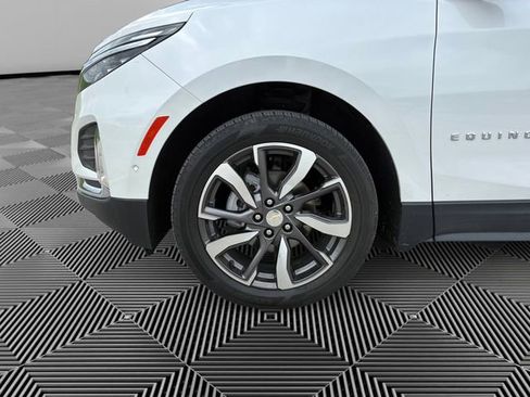 Used 2023 Chevrolet Equinox Premier AWD/4WD image 9