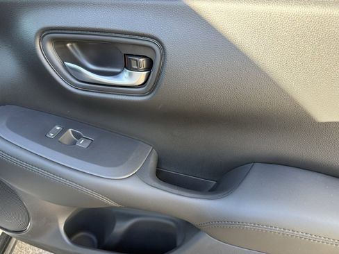 New 2026 Honda HR-V LX image 42