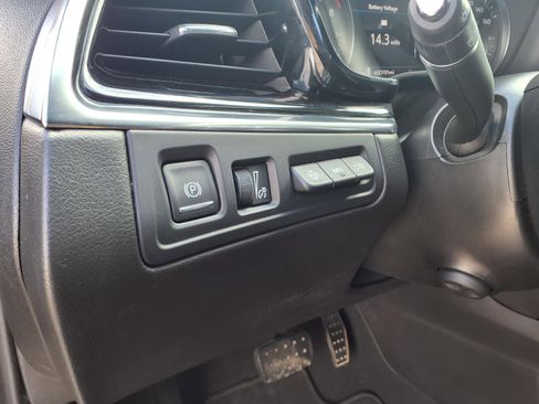 Used 2020 Cadillac XT6 Premium Luxury image 15