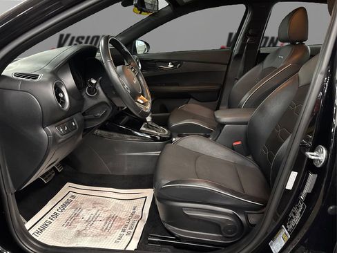 Certified 2023 Kia Forte GT-Line image 9