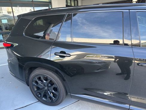 Used 2024 Lexus TX 500h AWD w/ Technology Package image 9