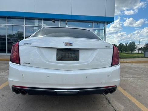 Used 2018 Cadillac CT6 Luxury AWD/4WD image 4
