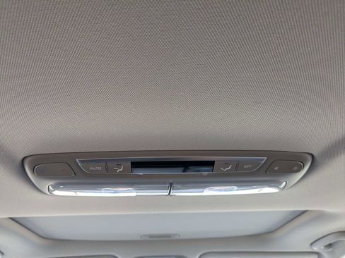 Certified 2024 Kia Telluride S w/ S Sunroof Package FWD image 19