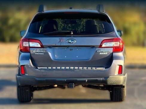 Used 2015 Subaru Outback 2.5i Limited image 4