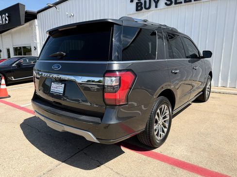 Used 2018 Ford Expedition Limited w/ Equipment Group 301A AWD/4WD image 7