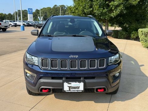 Used 2019 Jeep Compass Trailhawk w/ Safety & Security Group AWD/4WD image 2