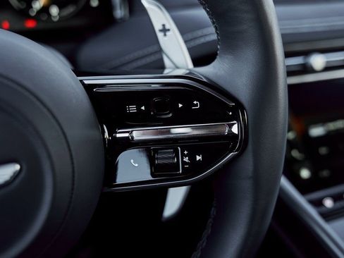 Used 2024 Aston Martin DB12 Coupe image 45