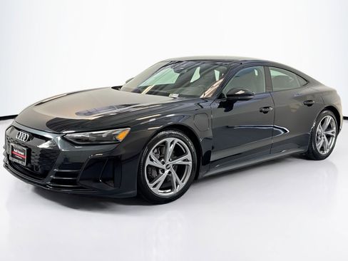 Used 2023 Audi e-tron GT Premium Plus image 1