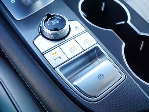 Certified 2025 Genesis G70 2.5T w/ Sport Prestige Package image 11