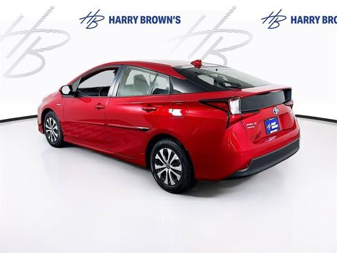 Used 2019 Toyota Prius XLE image 7