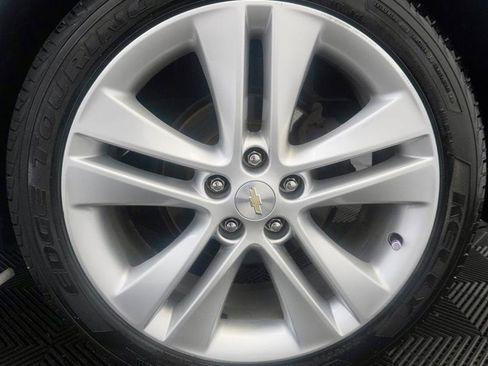 Used 2016 Chevrolet Cruze LTZ w/ Sun, Sound and Sport Package FWD image 3