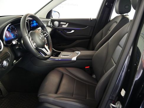 Used 2020 Mercedes-Benz GLC 300 4MATIC image 15
