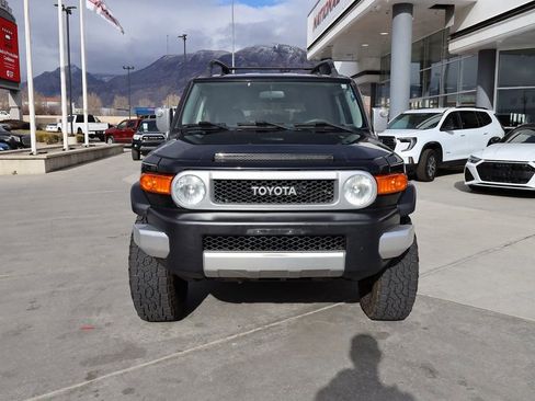 Used 2007 Toyota FJ Cruiser 4WD image 9