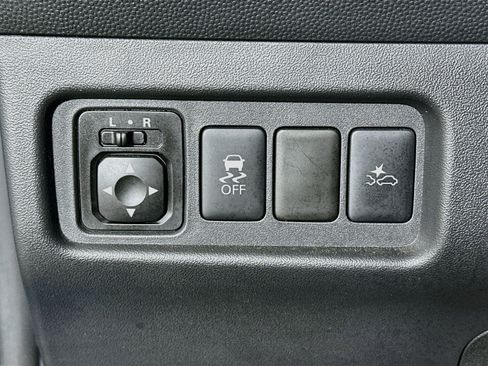 Used 2024 Mitsubishi Mirage ES FWD image 17