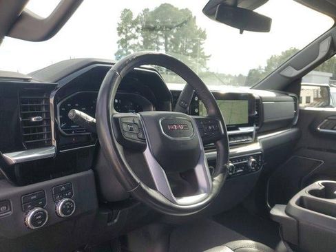 Used 2022 GMC Sierra 1500 Elevation image 16