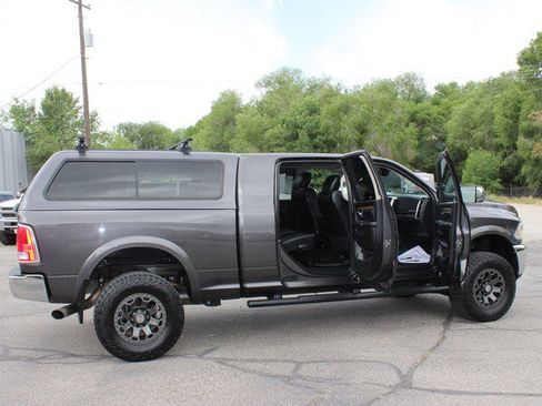 Used 2017 RAM 2500 Laramie w/ Cold Weather Group AWD/4WD image 19