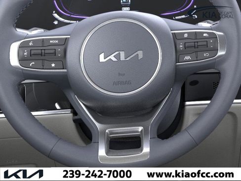 New 2025 Kia Sportage EX image 22
