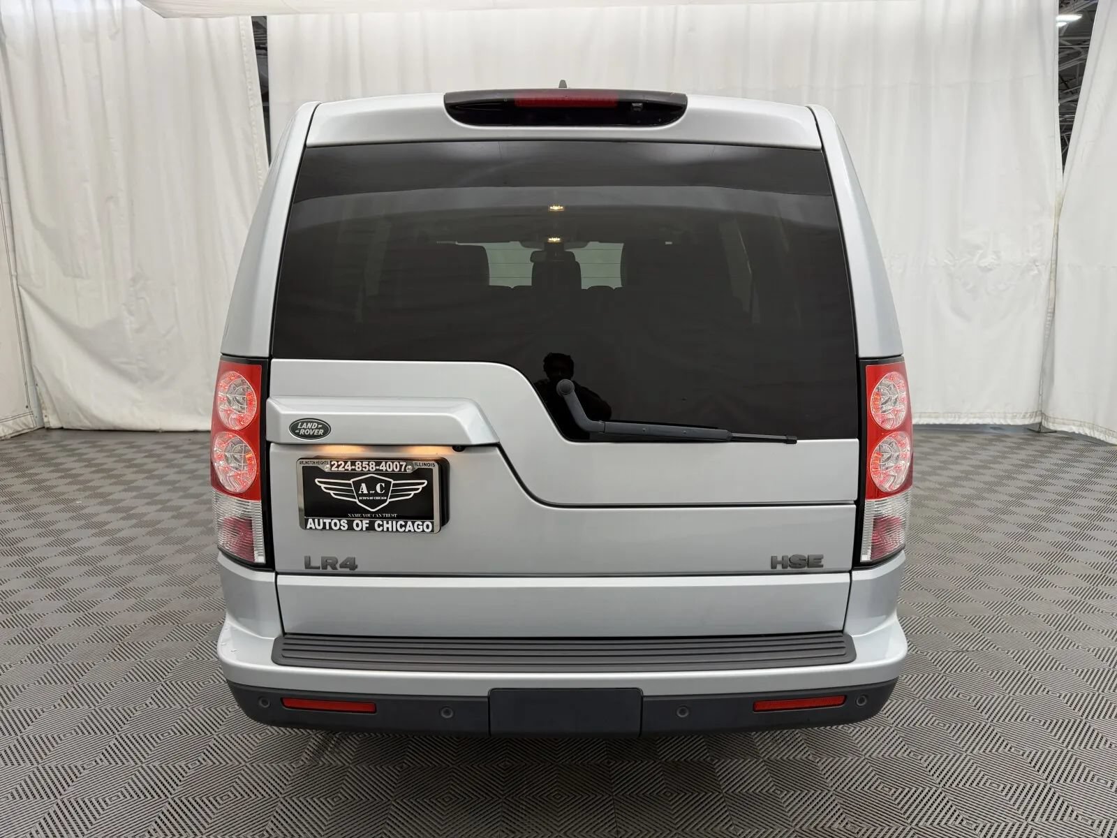 Used 2011 Land Rover LR4 HSE LUX AWD/4WD image 6