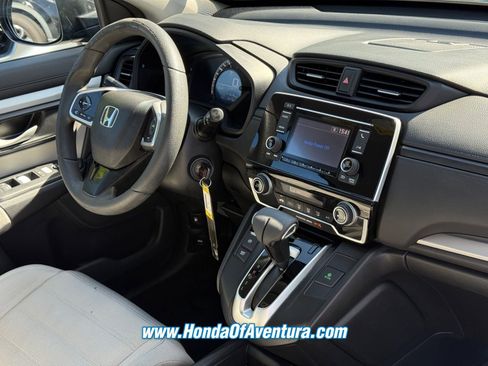 Certified 2017 Honda CR-V LX image 9