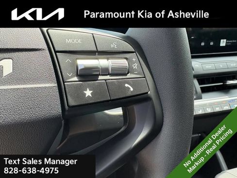 New 2026 Kia K4 FWD image 12