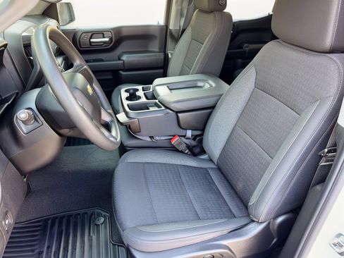 Certified 2024 Chevrolet Silverado 1500 Custom AWD/4WD image 5