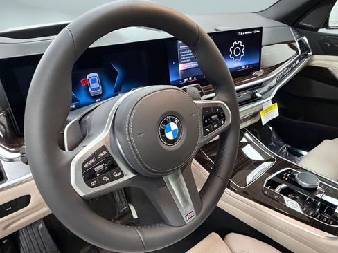 New 2026 BMW X5 xDrive40i w/ M Sport Package image 14