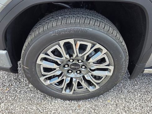 New 2026 GMC Sierra 1500 Denali Ultimate AWD/4WD image 9