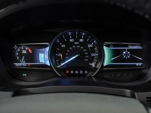 Used 2017 Ford Explorer XLT w/ Equipment Group 202A FWD image 16