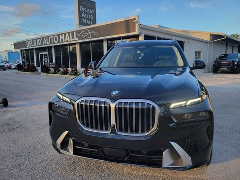 Used 2026 BMW X7 xDrive40i AWD/4WD image 2
