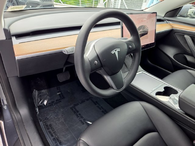 Used 2023 Tesla Model 3 Standard Range RWD image 26