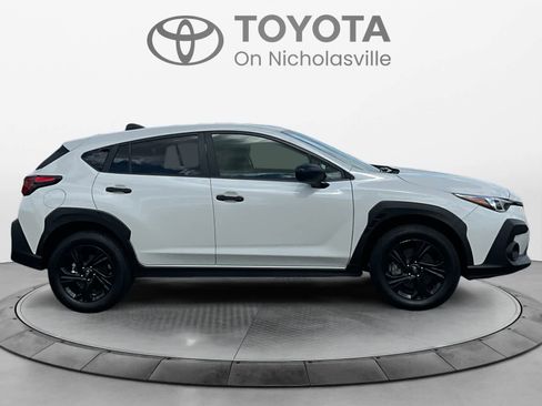 Used 2024 Subaru Crosstrek 2.0i AWD/4WD image 7
