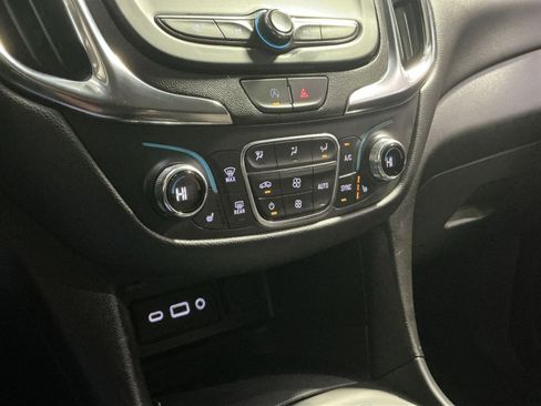 Used 2024 Chevrolet Equinox LT image 29