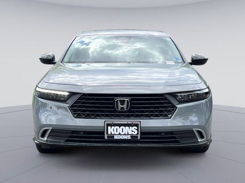 Used 2024 Honda Accord Touring image 4