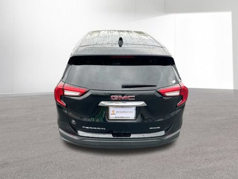 Used 2024 GMC Terrain SLE AWD/4WD image 29