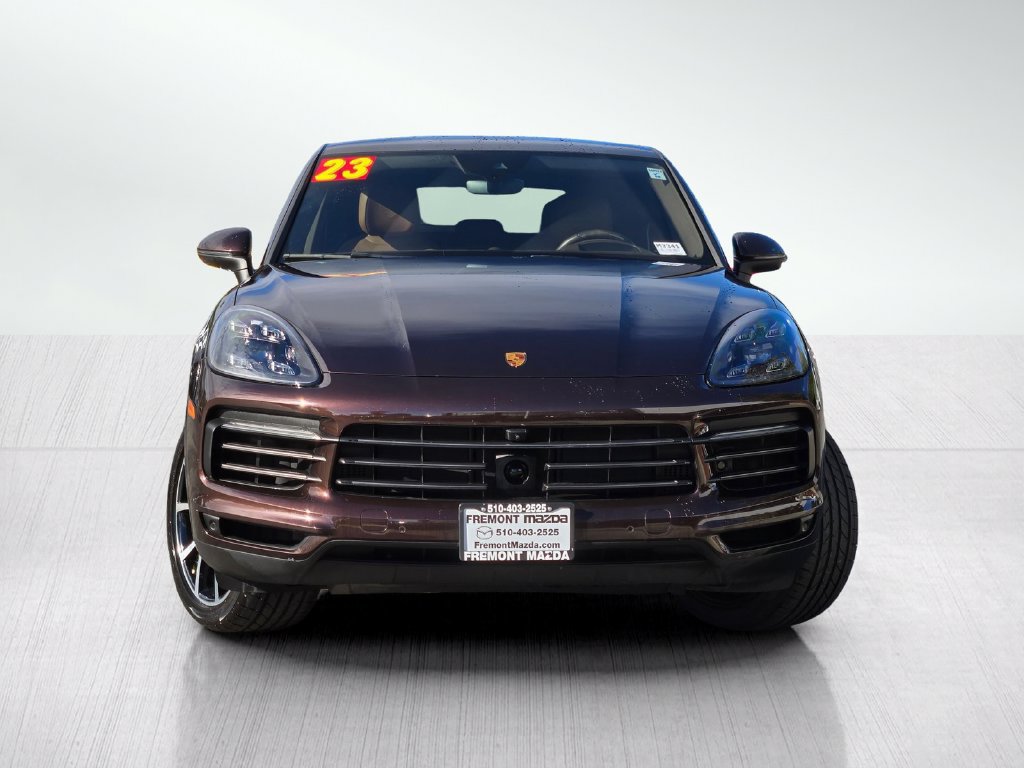 Used 2023 Porsche Cayenne Platinum Edition w/ Premium Package Plus (PIA) AWD/4WD image 2