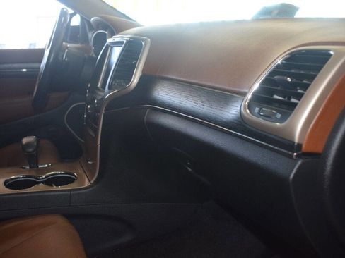 Used 2015 Jeep Grand Cherokee Summit w/ Platinum Series Group image 19