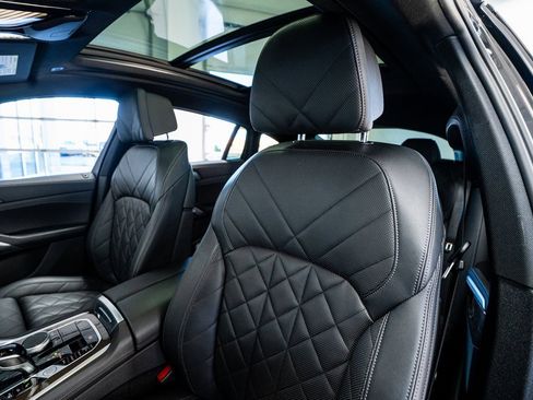 Used 2023 BMW X6 xDrive40i w/ M Sport Package image 44