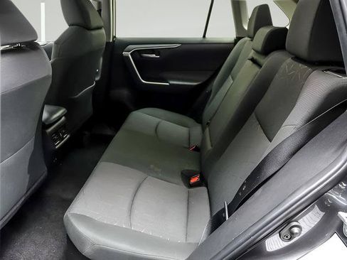 Certified 2025 Toyota RAV4 XLE AWD/4WD image 9