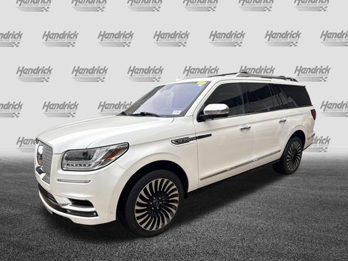 Used 2019 Lincoln Navigator L Black Label w/ Cargo Package AWD/4WD image 5