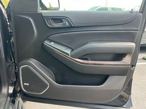 Used 2019 Chevrolet Suburban LT AWD/4WD image 35