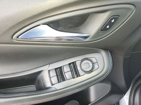 Used 2025 Buick Encore GX Preferred image 28