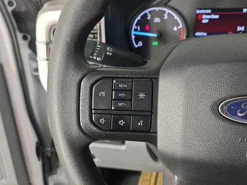 Used 2024 Ford F550 4x4 Crew Cab Super Duty image 29