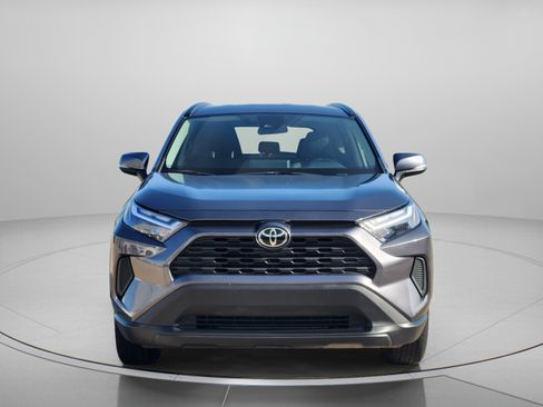 Used 2025 Toyota RAV4 XLE FWD image 6