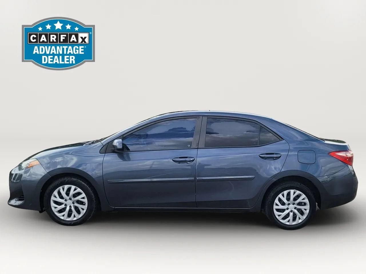Used 2017 Toyota Corolla LE FWD image 8